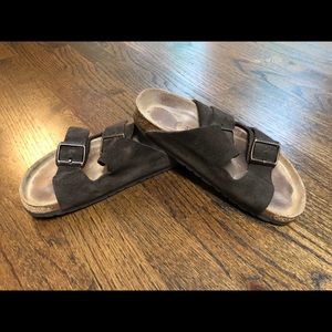 Birkenstock Open Toe Sandal. Dark Brown. Size 37.